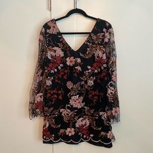 Boutique floral long sleeved dress